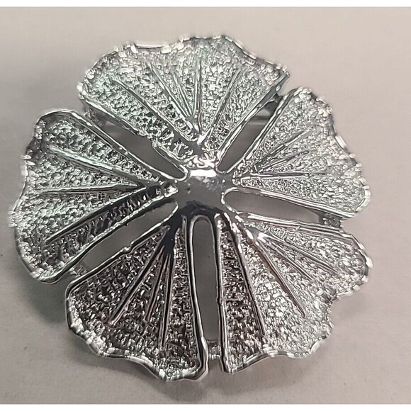 Vintage Beautiful GERRYS Silvertone Sand dollar Brooch Pin - Picture 4 of 4